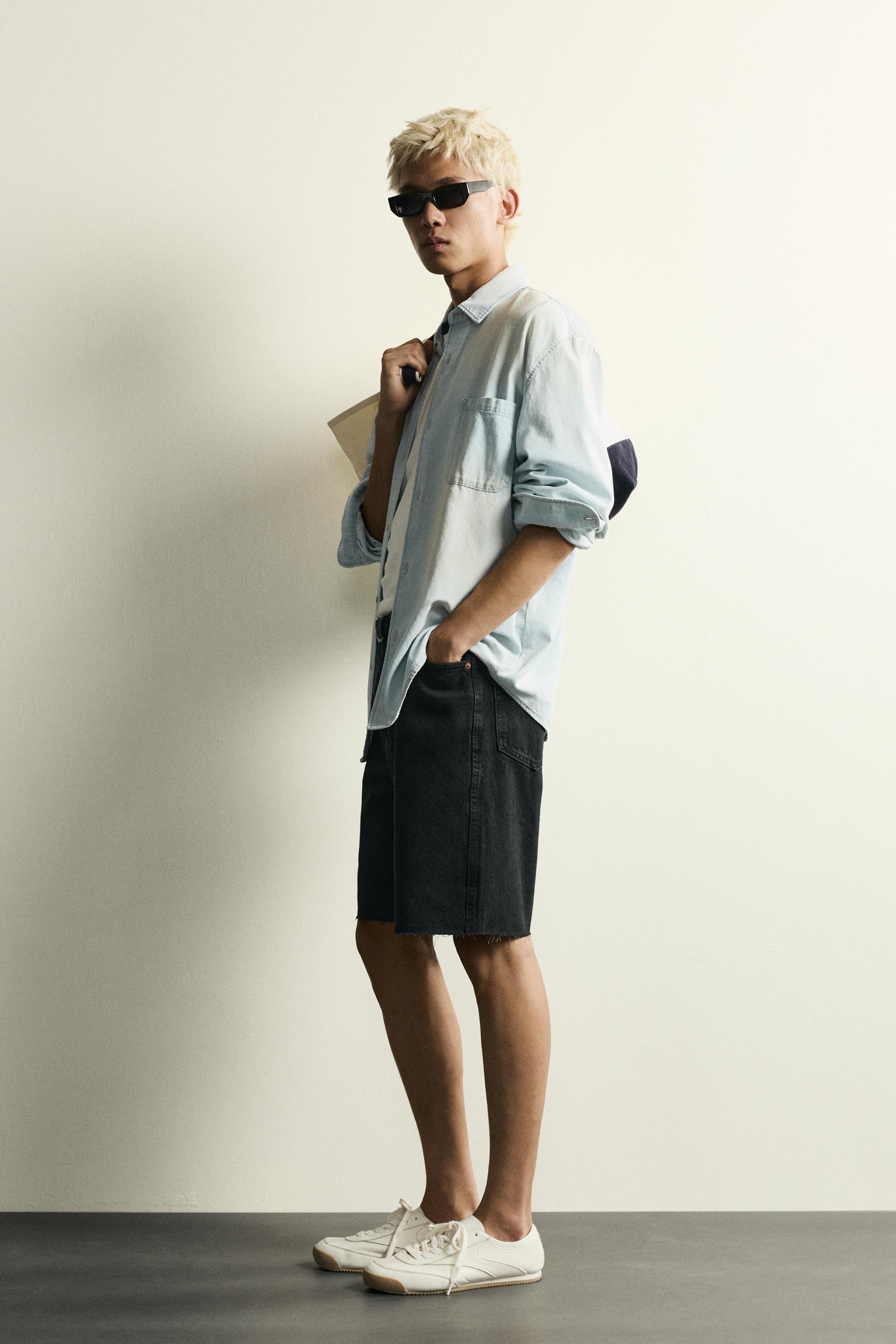 STRAIGHT FIT DENIM SHORTS